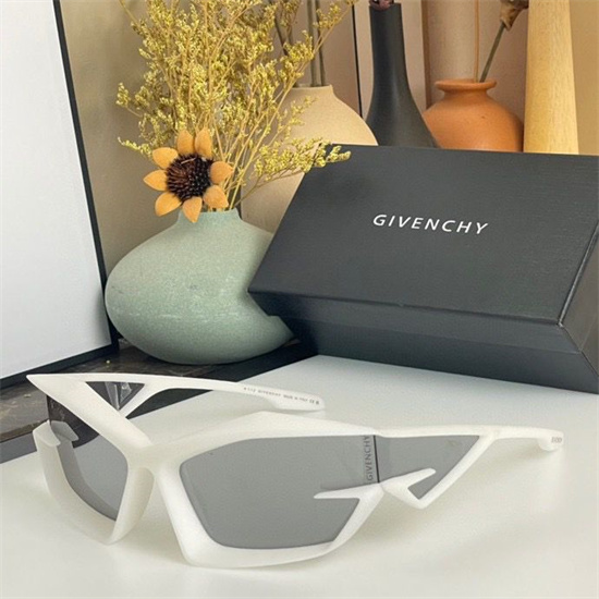 Givenchy Sunglass AAA 003